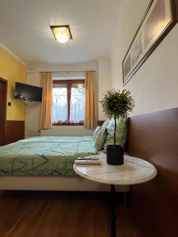 Hotel Tang House 唐舍 Budapest Exterior foto